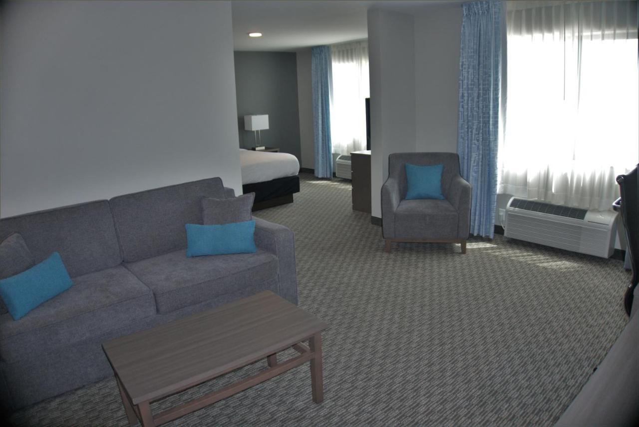 Brookstone Inn & Suites Форт-Додж Екстер'єр фото