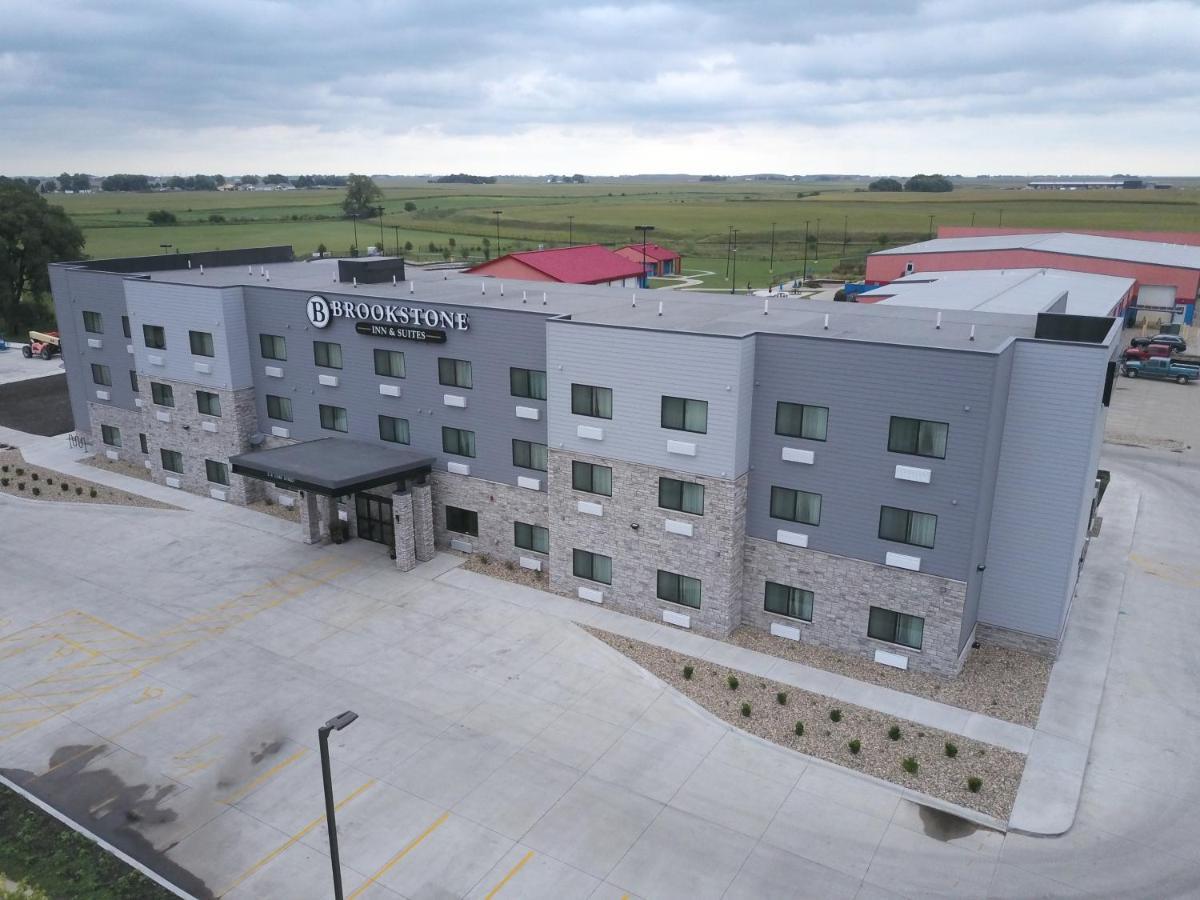 Brookstone Inn & Suites Форт-Додж Екстер'єр фото